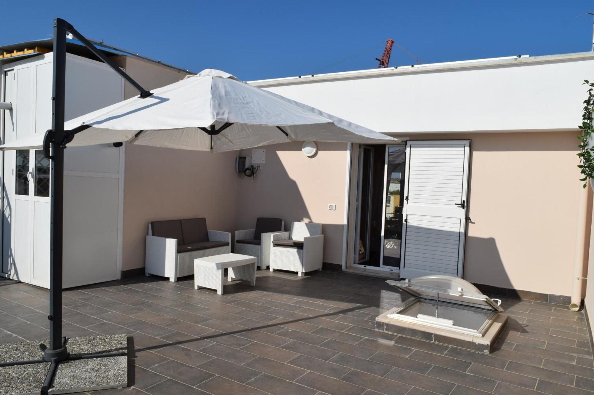Domus Al Corso Con Servizio B&B Canosa di Puglia Bagian luar foto