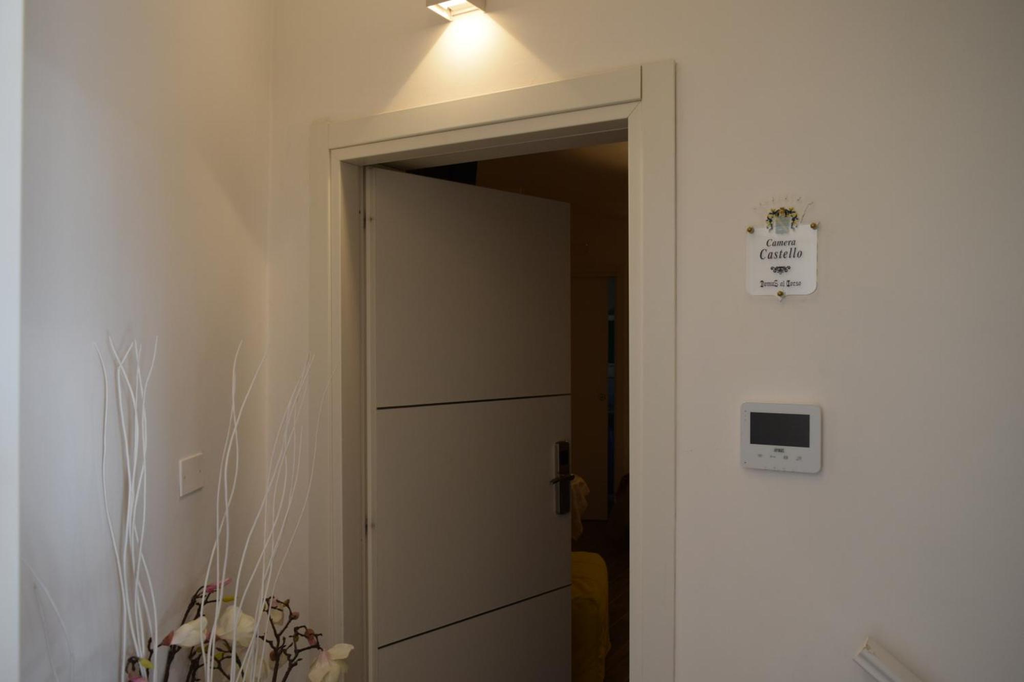 Domus Al Corso Con Servizio B&B Canosa di Puglia Bagian luar foto