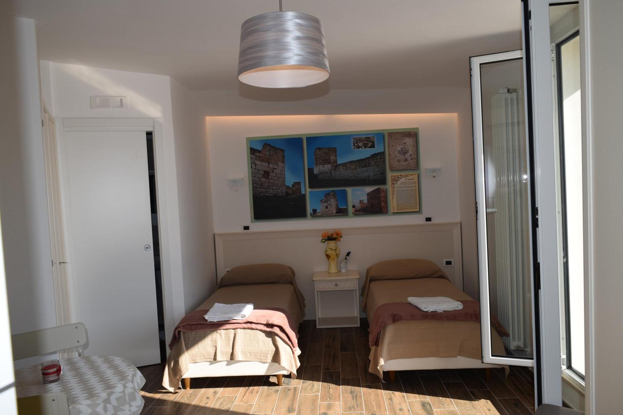 Domus Al Corso Con Servizio B&B Canosa di Puglia Bagian luar foto