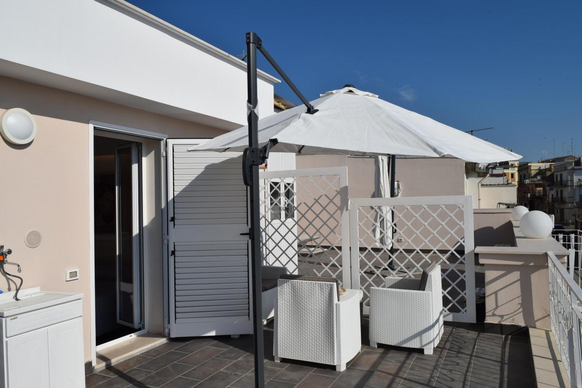 Domus Al Corso Con Servizio B&B Canosa di Puglia Bagian luar foto