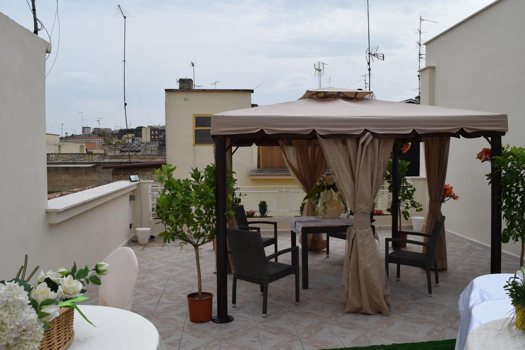 Domus Al Corso Con Servizio B&B Canosa di Puglia Bagian luar foto